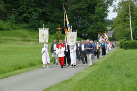 Bittprozession am Pfingstmontag (Foto: Karl-Franz Thiede)